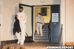 Kriminaltechniker sicherten Spuren in der Wohnung.|Foto: DT